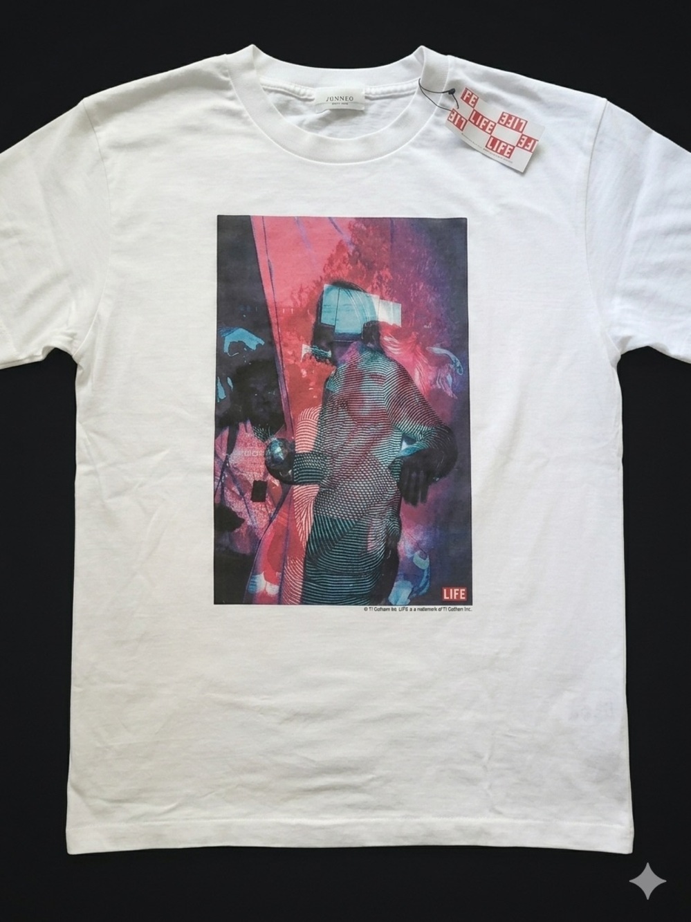 NWT JUNRED, Tokyo, Japan White Graphic Nirvana T-Shirt with Red & Blue Artwork